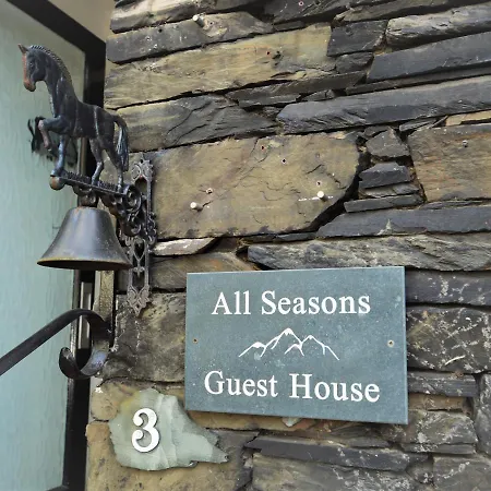 Seasons Pensjonat 4*